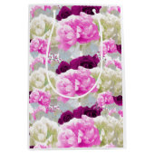 バラと牡丹ミックスブーケ抱き枕 ミディアムペーパーバッグ (正面)