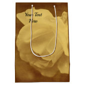 バラと雨滴の高齢者のヴィンテージの外観 ミディアムペーパーバッグ (裏面)