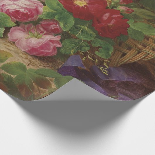 バラのピースが蝶と森の床で ラッピングペーパー (角)
