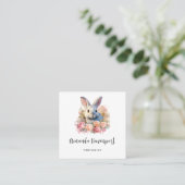 バラの花冠のウサギ 可愛い スクエア名刺 (スタンド正面)
