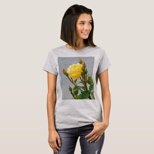 バラの黄色い花 Tシャツ (正面フル)