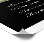 バラは赤、スミレは紫 ポスター (角)