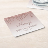 バラエレガント金ゴールドグリッタードリップ80th誕生日パーティー スクエアペーパーコースター (アングル)