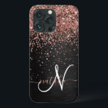 バラカスタム金ゴールドグリッターブラックスパークルモノグラム iPhone 13 PROケース<br><div class="desc">ブラックのブラシ付きエレガントメタリック背景にバラ金ゴールドグリッターを搭載したかわいらしトレンディー電話ケーきらめくスのデザインを簡単にパーソナライズする。</div>