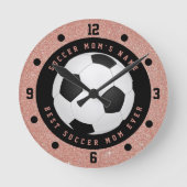 バラカスタム金ゴールドピンクガールズサッカーボールサッカーママ ラウンド壁時計 (正面)