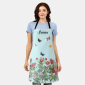 バラガーデンと蝶の青い背景 エプロン (着用した状態)