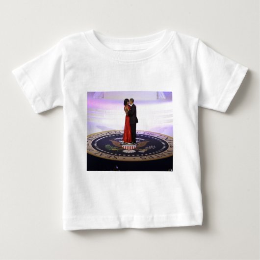 バラクとミシェル・オバマ ベビーTシャツ (正面)