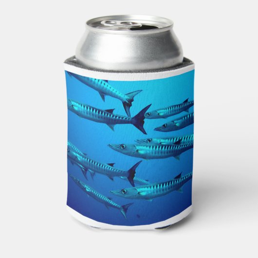 バラクーダの魚の深海ダイビング海水泳ビーチ 缶クーラー (缶裏面)