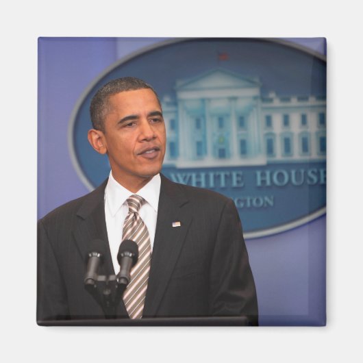 バラク・オバマ大統領が発表する マグネット (正面)