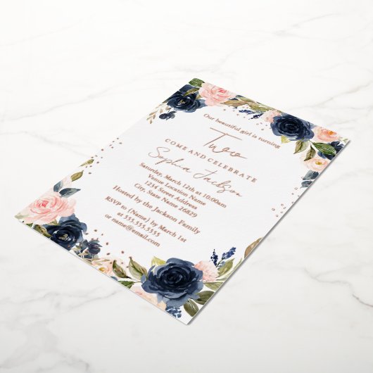 バラゴールドフォイルネイビー赤面2nd女の子誕生日フォイル 箔招待状 (回転した状態)