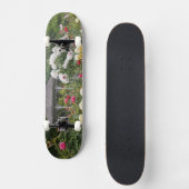 バラズイン開花&ガゼボバラガーデンアットザ スケートボード (正面)