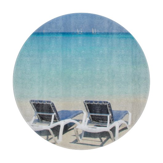 バラデロ、キューバ。砂とビーチ椅子 カッティングボード (正面)