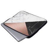 バラパーソナライズされた金ゴールド大理石ノートパソコンケース ラップトップスリーブ (正面下部)