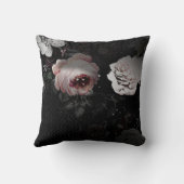 バラビクトリアン花柄 クッション (裏面)