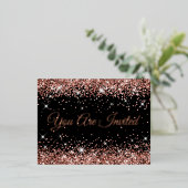 バラフェイク金ゴールドグリッターオンブラック40th誕生日 箔招待状ポストカード (立ち正面)