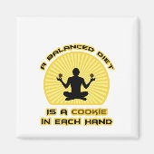 バランスの取れたダイエットは、それぞれの手にクッキーである マグネット (正面)