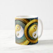 バランス/Mug 11ozの陰陽そして金リング コーヒーマグカップ (正面右)