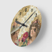 バラ付きヴィンテージステンドコラージュのコーヒー女性 ラウンド壁時計 (傾斜)