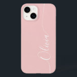 バラ白エレガント書のスクリプト名 Case-Mate iPhone 14ケース<br><div class="desc">バラの白エレガント書のスクリプトの名前カスタムiPhone 14電話のケースはトレンディーとタイポグラフィを特徴とバラのピンクの背景に手書のスクリプトのにモダンは、あなたの名前とデザインを持つ。©Evco Studio www.zazzle.com/store/evcostudioによる設計</div>
