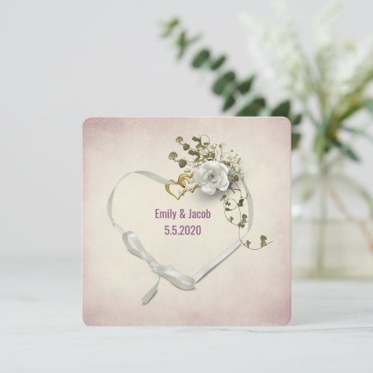 バラ結婚の花束を持つハートリボンとリング 招待状 (スタンド正面)