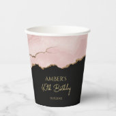 バラ色のシャンパンゴールドのグリッターが抽象的な水彩画のように輝く 紙コップ (正面)