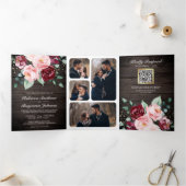 バラ色のワインレッドの花柄QRコード付き木製結婚式 三つ折り招待状 (内部)