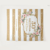 バラ色の花模様に金のラメが入った50歳の誕生日 タペストリー (正面(横))