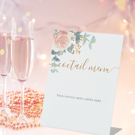 バラ色の花模様のユーカリ コクテール バー メニュー 台座サイン