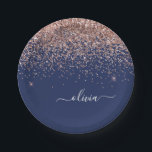 バラ色ピンク ローズゴールド ネイビーブルー グリッター モノグラム ペーパープレート<br><div class="desc">ローズゴールド - バラ色ピンクとネイビーブルーのスパークルグリッター モノグラム 名前とイニシャル パーティプレート。豪華で洗練されたスタイルを愛する人への、16歳の誕生日、結婚式、結婚前のお祝い、結婚記念日、ベビーシャワー、独身最後のパーティのギフトに最適。</div>