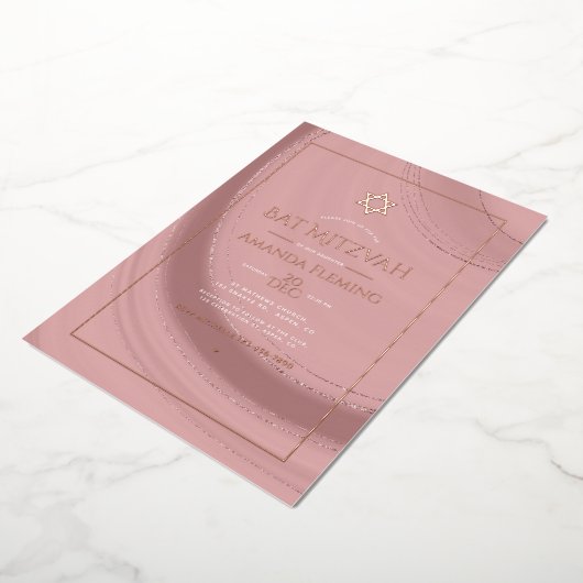 バラ金ゴールドと赤面アゲフェイクートバルミツワー写真 箔招待状 (回転した状態)