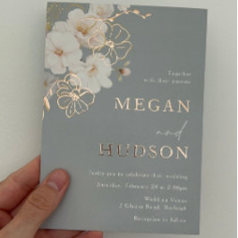 バラ金ゴールドと赤面結婚ワイルドフラワーズダスティブルー 箔招待状