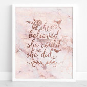 バラ金ゴールドの引用文信じ彼女は彼女が行うことができた ポスター