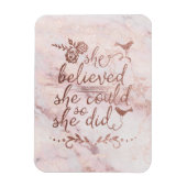 バラ金ゴールドの引用文信じ彼女は彼女が行うことができた マグネット (縦)