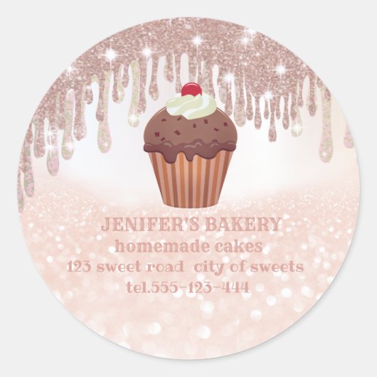 バラ金ゴールドの華やかな自家製のカップケーキとお菓子 ラウンドシール (正面)