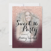 バラ金ゴールドグリッターグラデーションブルゴーニュ写真Sweet 16 招待状 (正面)