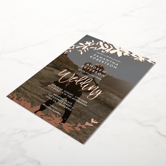 バラ金ゴールドスクリプトタイポグラフィフローラ結婚写真 箔招待状 (回転した状態)