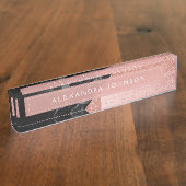 バラ金ゴールドスパークルグリッターフォイルと黒大理石 デスクネームプレート (側面)