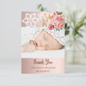 バラ金ゴールドピンクのレース女の子クロスバプテスフォト サンキューカード (スタンド正面)