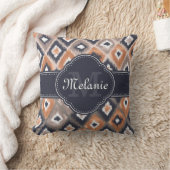 バラ金ゴールドピンクイカットパターンネイビーモノグラム クッション (ブランケット)