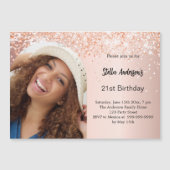 バラ金ゴールドフォトアーチ紙吹雪誕生日 マグネット招待状 (正面)