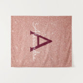 バラ金ゴールドブルガンディスパークルグリッターモノグラム タペストリー (正面(横))