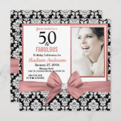 バラ金ゴールドボウブラックダマスク50誕生日写真 招待状 (正面/裏面)