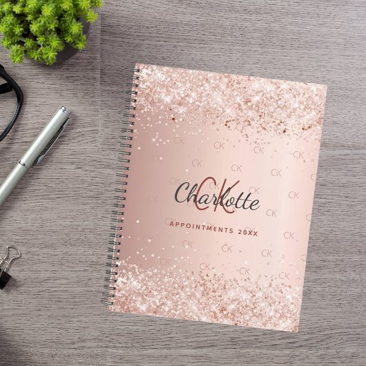 バラ金ゴールドモノグラムピンクスクリプト2025 プランナー手帳