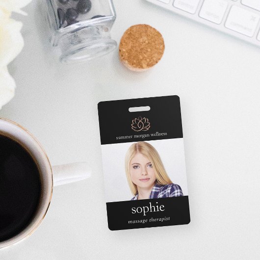 バラ金ゴールドロータスフラワーフォト&名前 バッジ