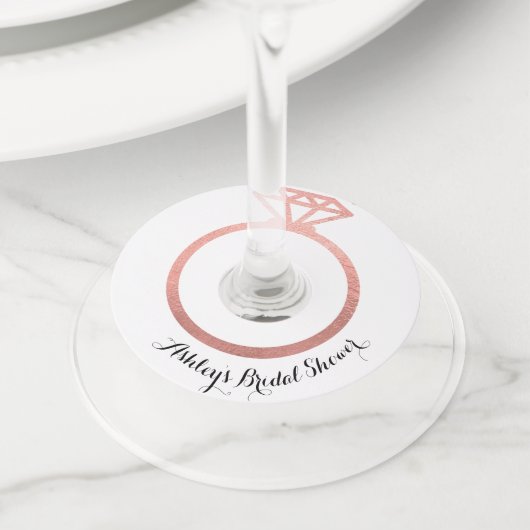 バラ金ゴールド環ブライダルシャワー ワイングラスタグ (クローズアップ)