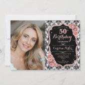 バラ金ゴールド白黒ダマスク写真50誕生日 招待状 (正面)