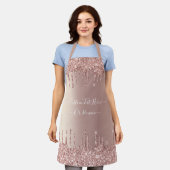 バラ金ゴールド赤面グリッタースパークルカスタム文字エプロン エプロン (着用した状態)