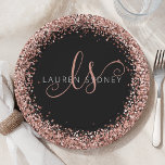 バラ金ゴールド赤面ピンクグリッターGlam Monogram Name ペーパープレート<br><div class="desc">Glamバラ金ゴールドグリッターエレガントMonogram紙プレート。このトレンディーシックな紙プレートデザインは、黒い背景にバラエレガントグリッターきらめくを使用して簡単にカスタマイズできます。このデザインには、渦巻きと名前を持つ手書きの脚かわいらし本が書かれています。</div>