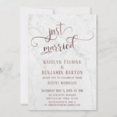 バラ金ゴールド「たった今結婚しました」タイポグラフィ(大理石付) 招待状 (正面)