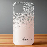 バラ金ゴールド-赤面ピンクシルバーグリッターモノグラム iPhone 12ケース<br><div class="desc">バラ金ゴールド-赤面ピンクと銀フェイク箔メタリックスパークルと滴下グリッターブラシ仕上げ金属モノグラムの名前とイニシャル電話。これは、最高の甘い16歳の誕生日、結婚ブライダルシャワー、記念日、赤ちゃんシャワーまたはバチェロレッテギフトを作る誰かがグラームの豪華さとシックなスタイルを愛する。</div>